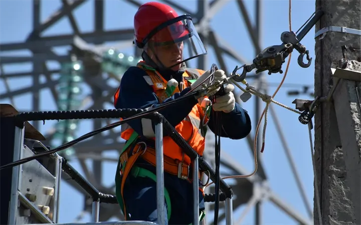 <p>En trasig komponent på Ringhals 4 väntas ytterligare spä på elpriserna.</p>
