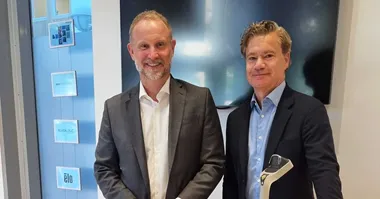 <p>Sjur Skjaeveland vd Lexit och Peter Hallinger vd Idnet.</p>
