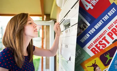 <p>Anställda på kommunen får titta allt djupare i sitt postfack för att hitta någon reklam.</p>
