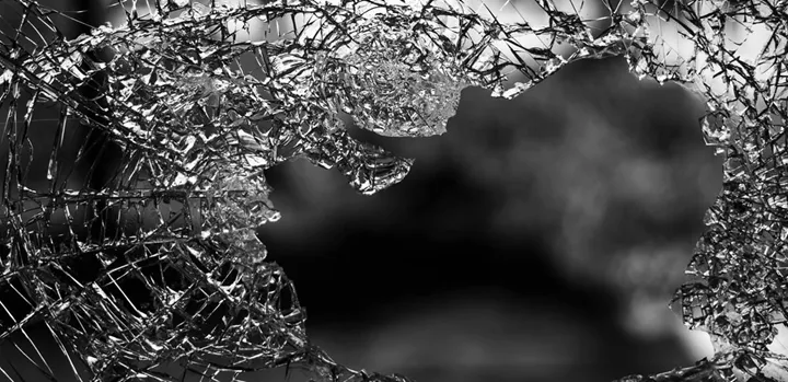 <p>Historien kring hur New Wave Group hanterat nedläggningen av Orrefors glasbruk fortsätter ta nya vändningar.</p>
