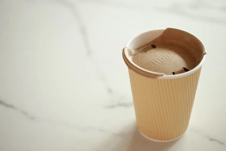 <p>Liplid – nytt lock</p>
