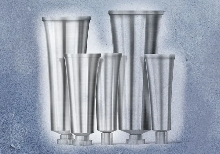 <p>Hela tuben i aluminium inklusive korken. </p>
