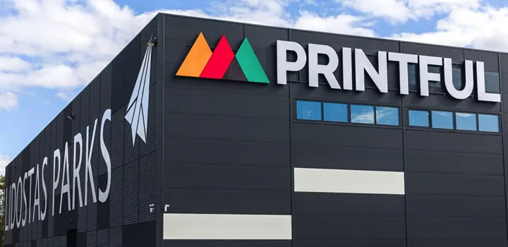 <p>En av snabbväxande Printfuls produktionslokaler.</p>
