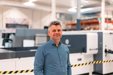 <p>Jona Helke är vd på Storbildsbolaget som nu ska effektivisera flödet i tryckeriet.</p>
