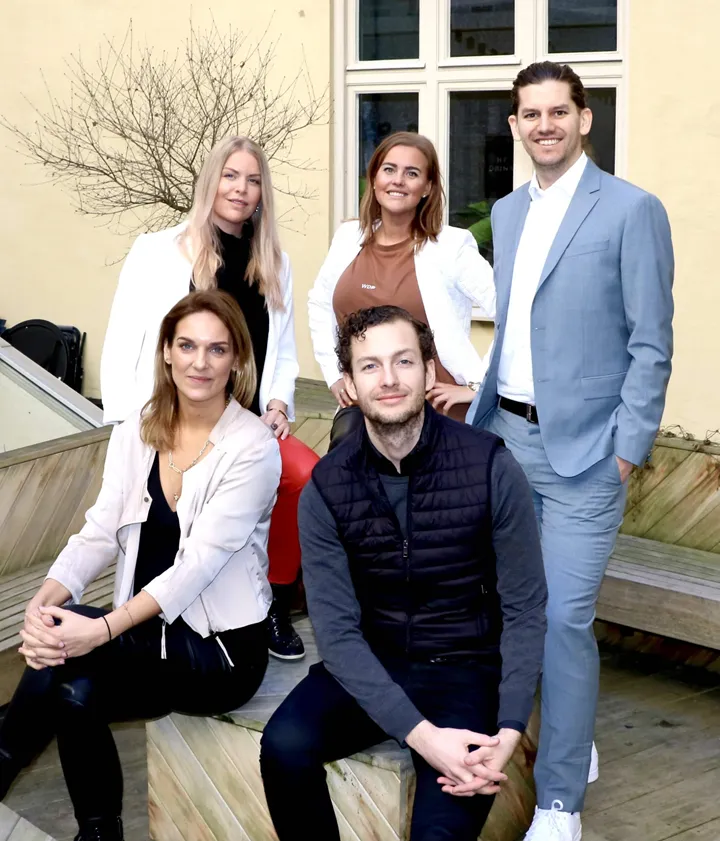 <p>Övre raden: Emma-Mathilda Steen, Sofie Källström och Johan Zollner.<br />
Undre raden: Caroline Fossto och Adam Zollner.</p>
