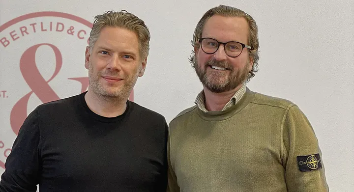 <p>På bilden syns Robert Jansson tillsammans med Johan Bertlid.</p>
