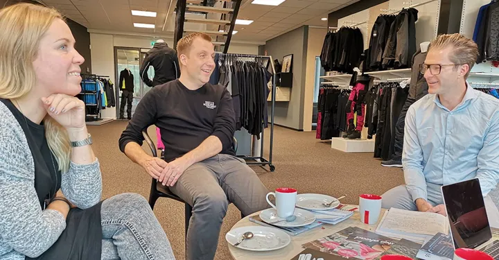 <p>Monica Johansson, Roberto Anselmo och Mathias Ehrenström på Sandryds.</p>
