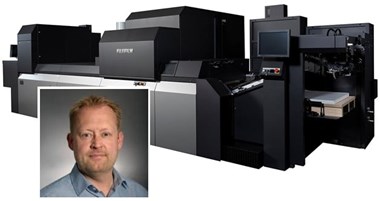 <p>Michael Mossberg på Edvard Schneidler som är ny agent för Fujifilms Jetpress i Sverige och Danmark.</p>
