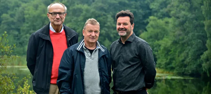 <p>Lennart Myrlöv och Peter Sandström från Grycksbo Box & Print tillsammans med Jakob Skarin från Jakebox.</p>
