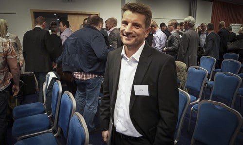 <p>Esben Mols Kabell grundade Lasertryk för 15 år sedan. Idag omsätter man 320 miljoner kronor och på GrafKom I/O i Borås berättade han hur man ska växa på den svenska marknaden. Över 80 personer var på plats och lyssnade.</p>
