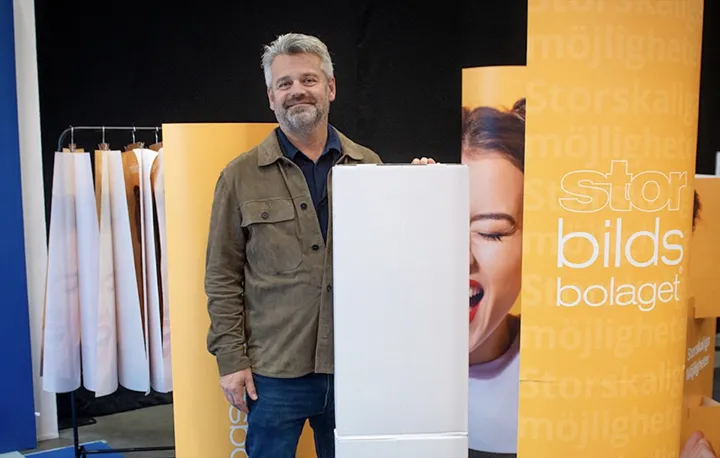 Jonas_Hellke-2_stand__1800