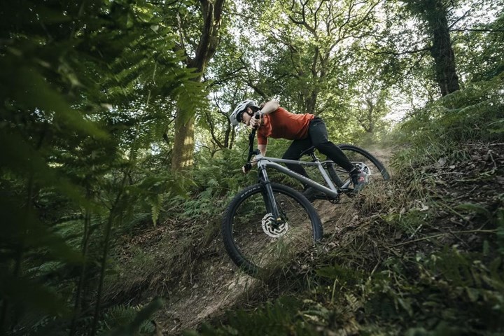 Big.NINE Action 8_1800