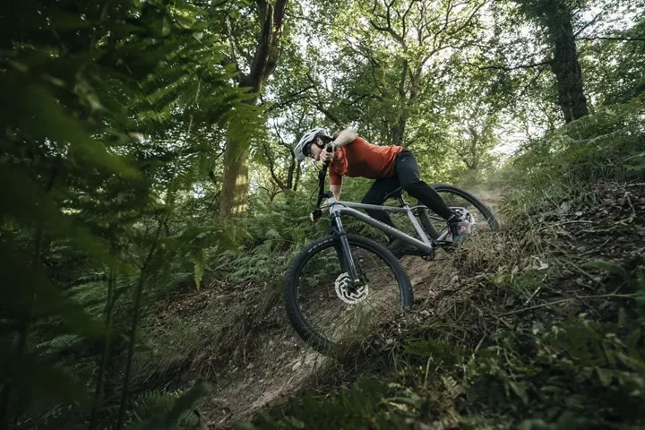 Big.NINE Action 8_1800